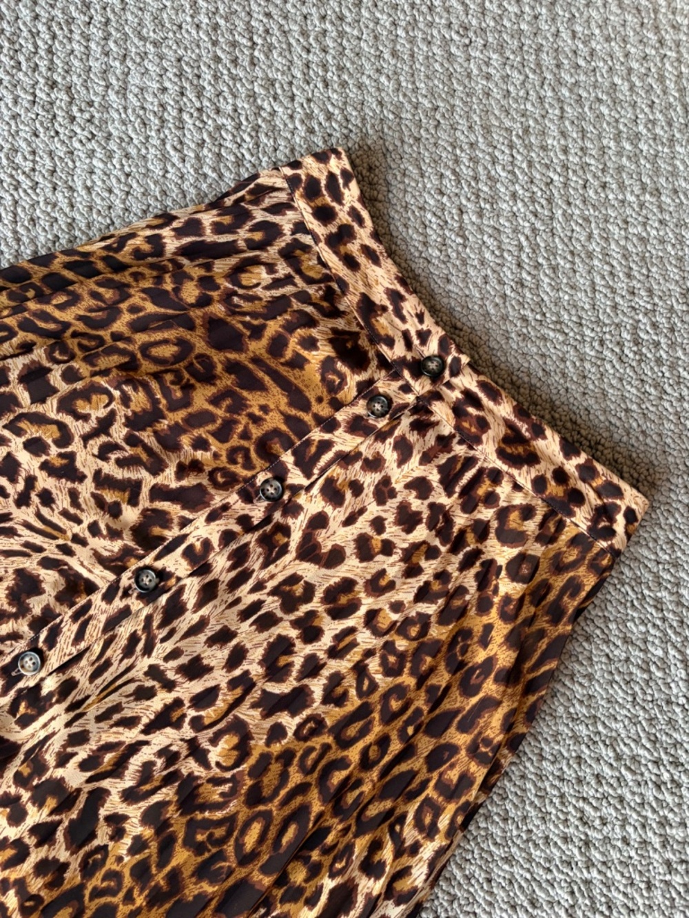 & Other Stories Pleated Leopard Maxi Skirt US 4 Xsmall XS Button-up - Picture 4 of 5